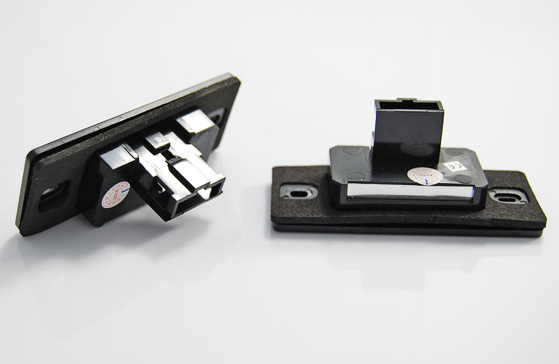 Tuning-Tec LED Kennzeichenbeleuchtung für VW Touareg / Tiguan / Golf V Variant / Porsche Cayenne 02-10 kaltweiß