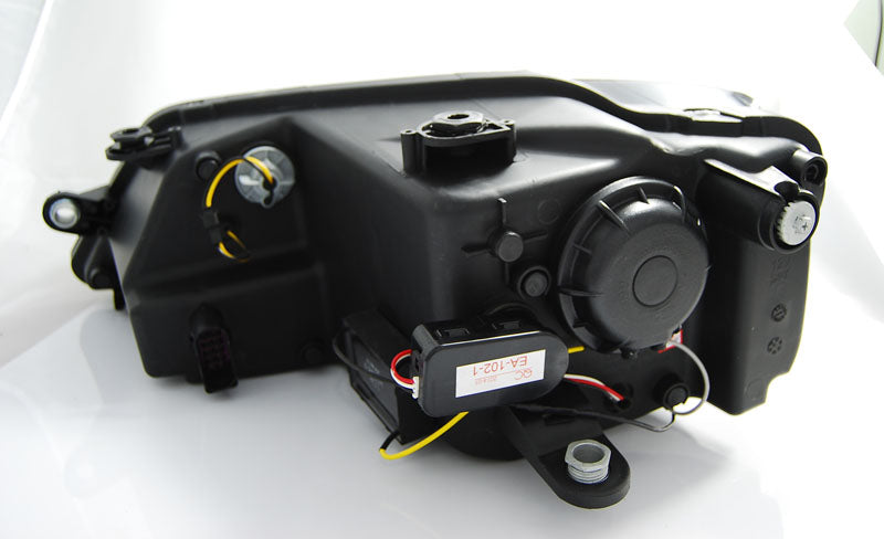 Tuning-Tec LED Tagfahrlicht Scheinwerfer für VW Jetta 6 11-18 schwarz LTI