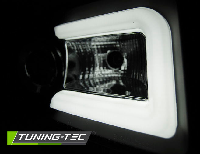 Tuning-Tec LED Tagfahrlicht Scheinwerfer für Chrysler 300C 05-10 schwarz LTI