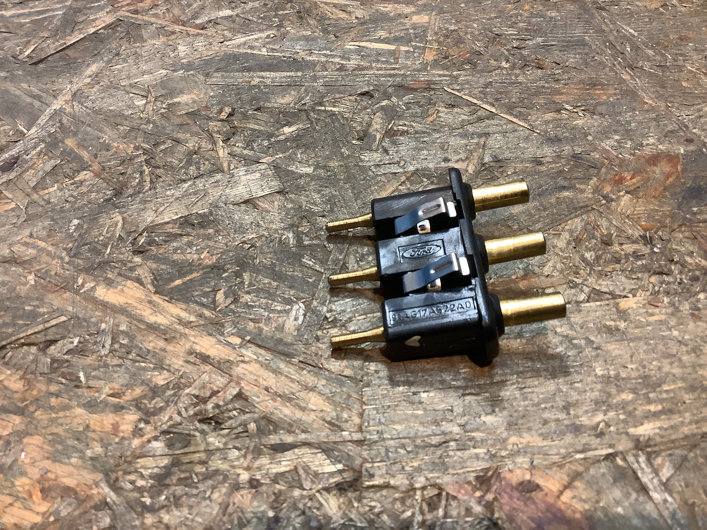 Ford Escort 3; Ford Orion Kontaktstifte Heckklappe Original Ford NEU