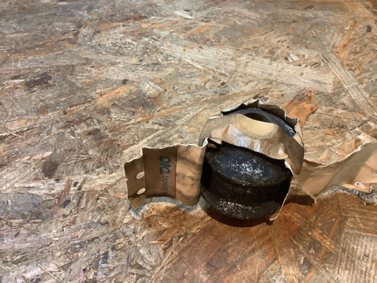 VW Polo 86c Querlenkerlager Original VW NEU