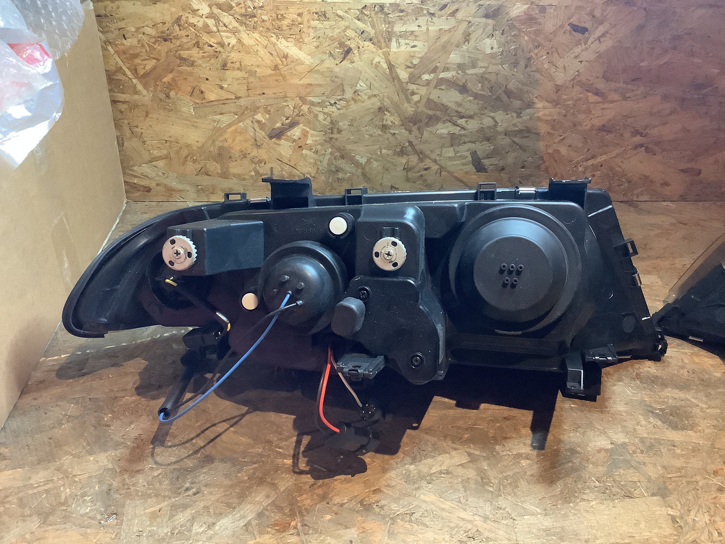 Tuning-Tec LED Angel Eyes Scheinwerfer für BMW 3er E46 98-01 schwarz Set