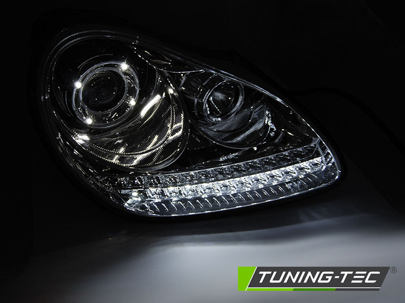 Tuning-Tec Xenon LED Tagfahrlicht Scheinwerfer für Porsche Cayenne 955 02-06 chrom mit LED Blinker