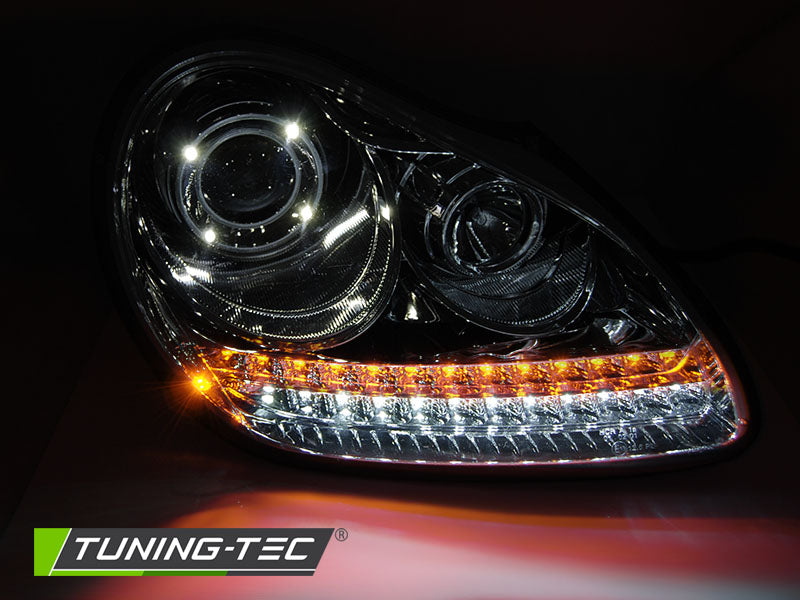 Tuning-Tec Xenon LED Tagfahrlicht Scheinwerfer für Porsche Cayenne 955 02-06 chrom mit LED Blinker