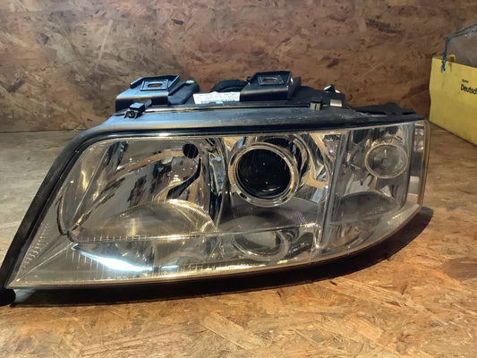 Audi A6 C5 Hauptscheinwerfer links Original VW NEU