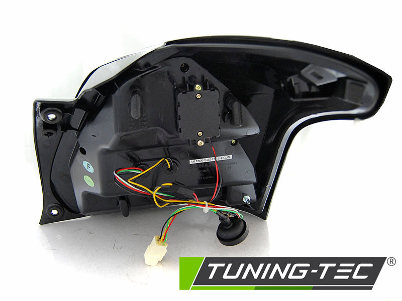 Tuning-Tec Voll LED Lightbar Rückleuchten für Suzuki Swift VI (6) 17+ rot/klar mit dynamischem Blinker