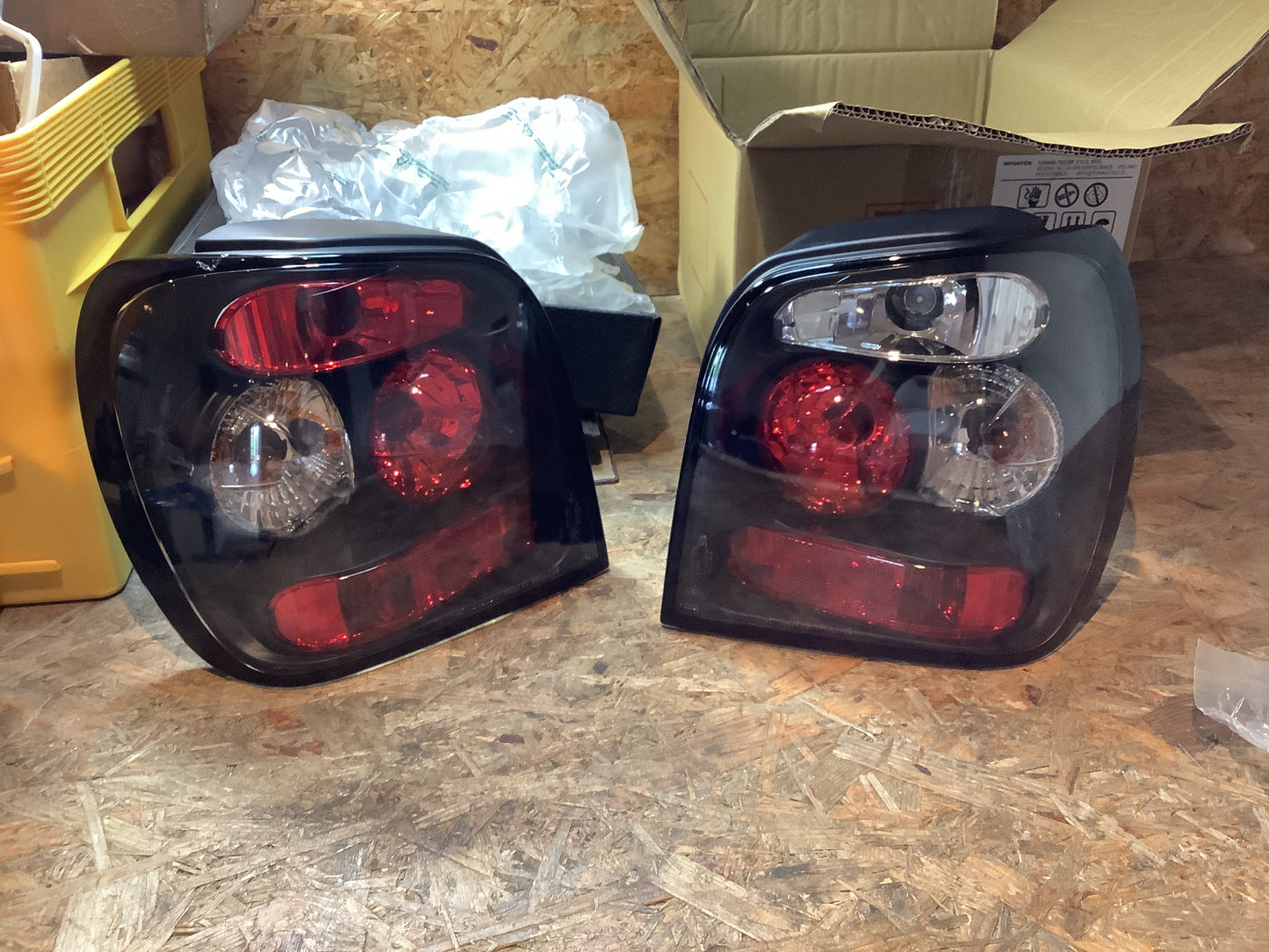 Tuning-Tec Rückleuchten für VW Polo 6N2 99-01 schwarz