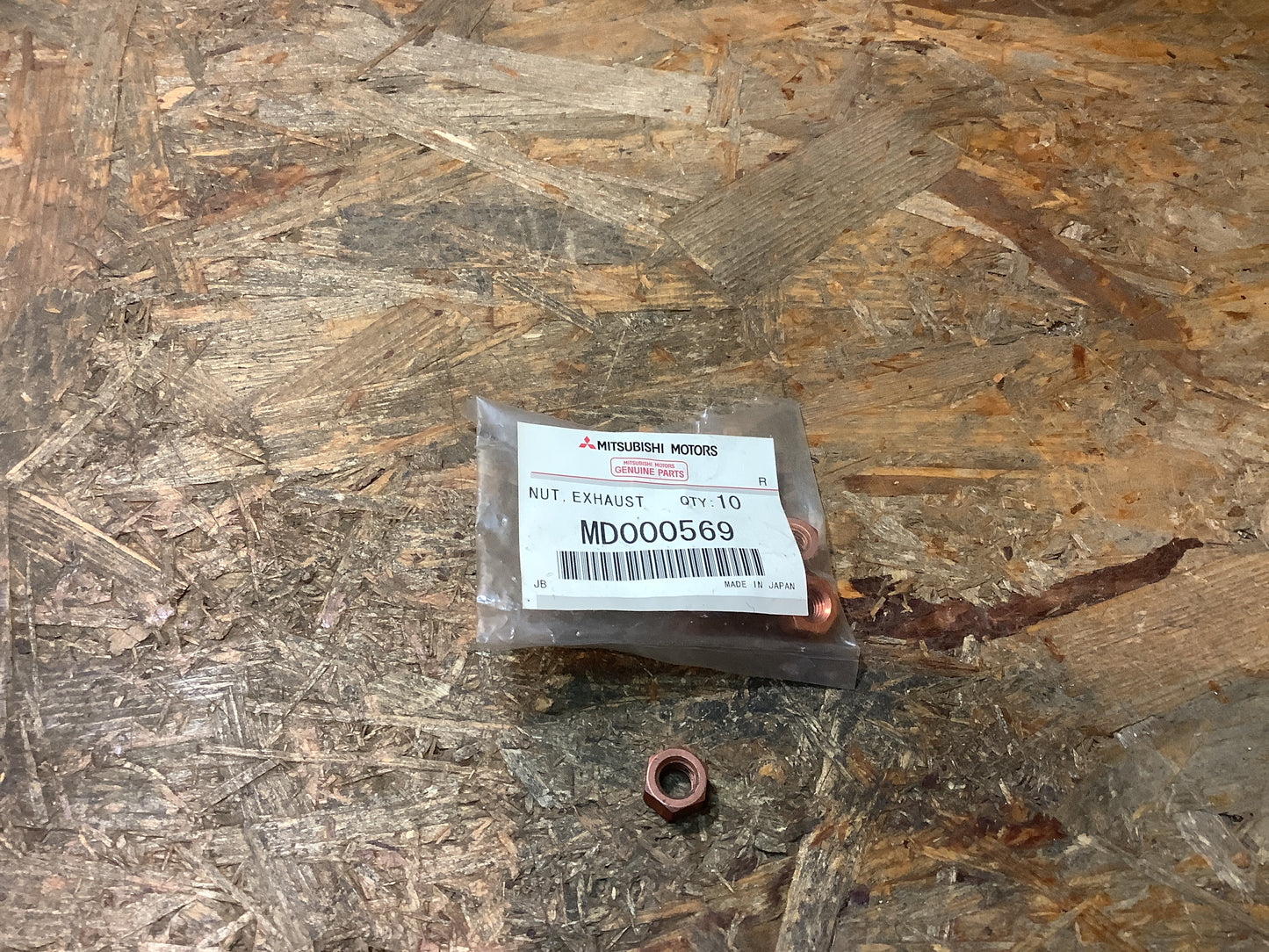 Mitsubishi Mirage Mutter an Abgaskrümmer Original Mitsubishi NEU