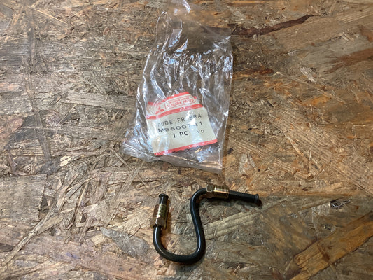 Mitsubishi Pajero Rohr, vordere Bremsradseite links Original Mitsubishi NEU