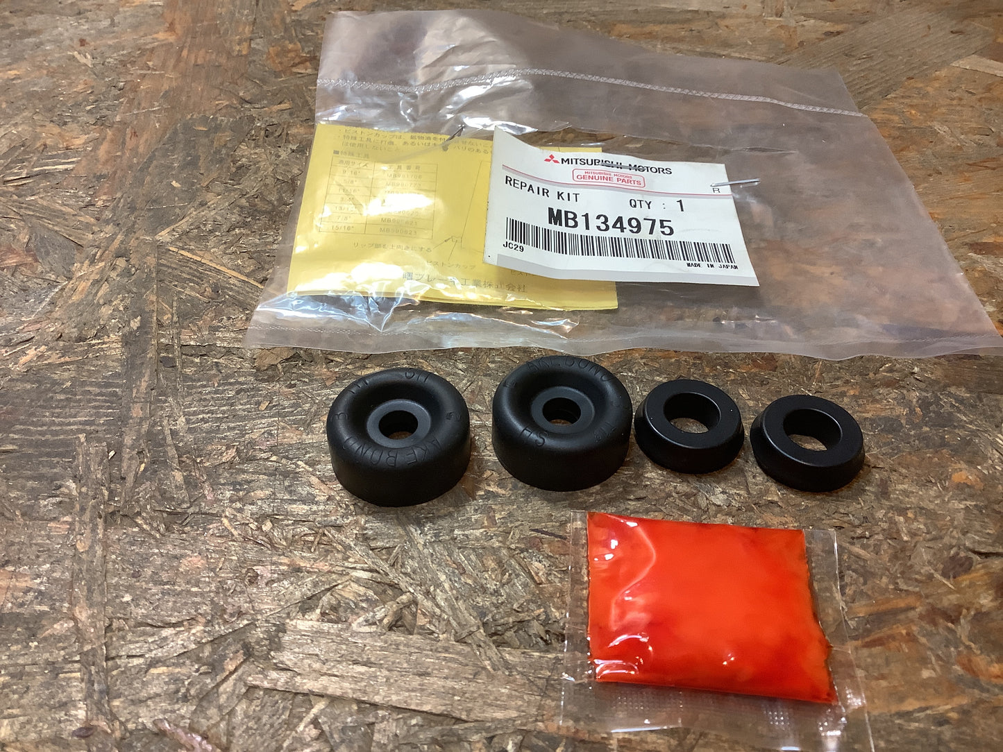 Mitsubishi Reperatursatz, Radbremszylinder Original Mitsubishi NEU