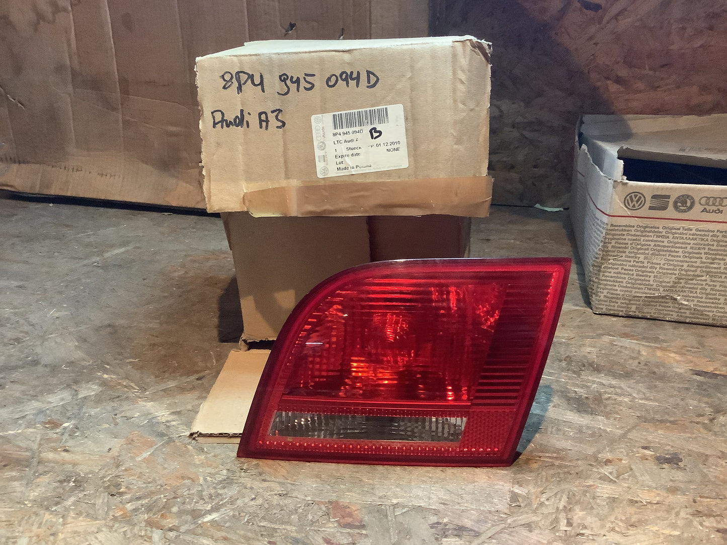 Audi A3 Rückleuchte rechts Original Genuine Parts NEU