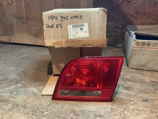 Audi A3 Rückleuchte rechts Original Genuine Parts NEU