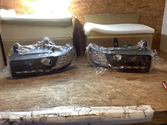 Tuning-Tec LED Tagfahrlicht Scheinwerfer für VW T4 90-03 (kurzer Vorderwagen) schwarz mit LED Blinker