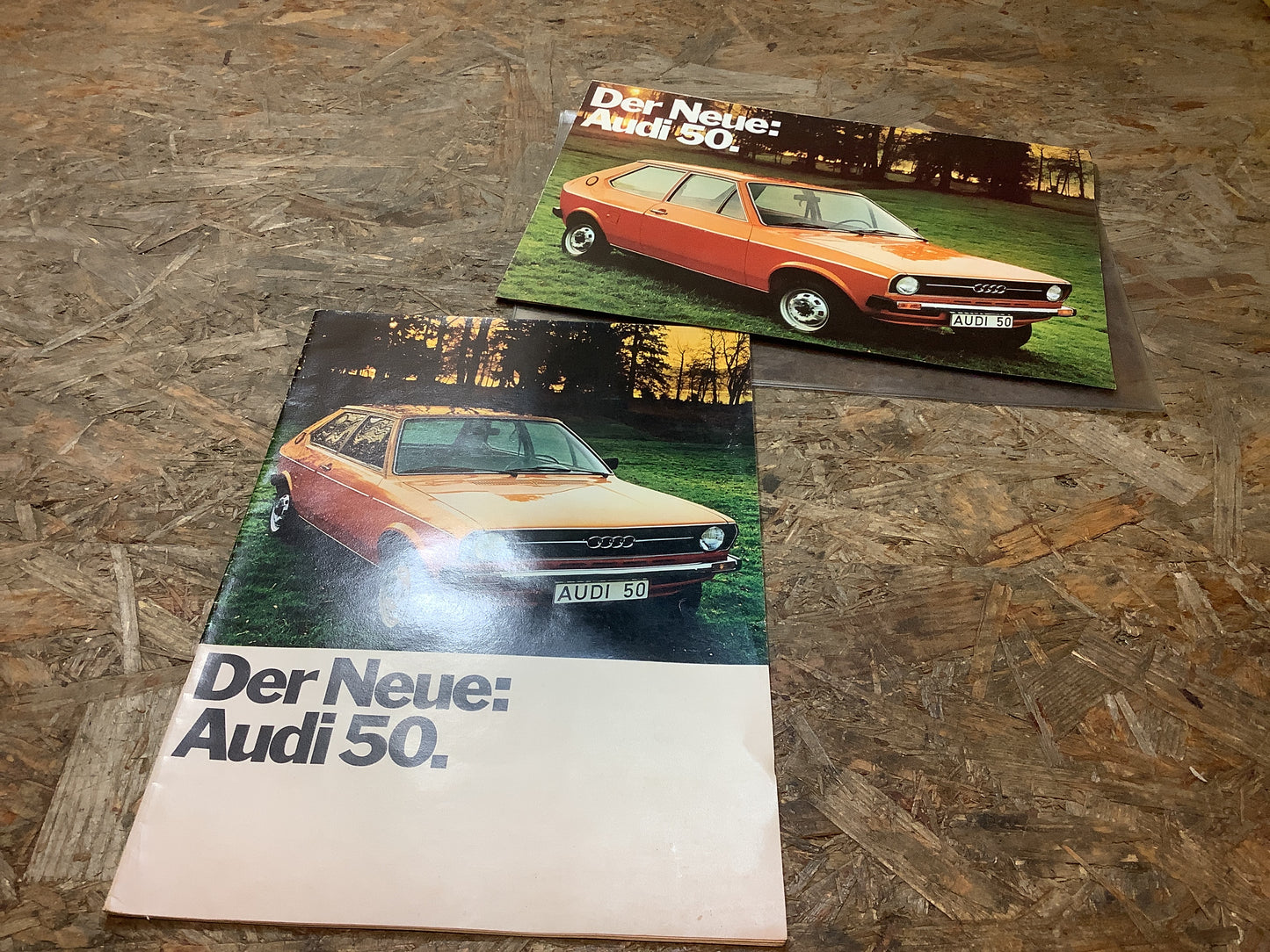 Der Neue Audi 50 Zeitschrift + Poster August/September 1974