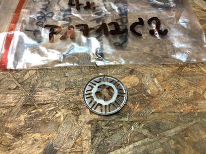 Peugeot/Citroën Halteklammer Hitzeblech NEU