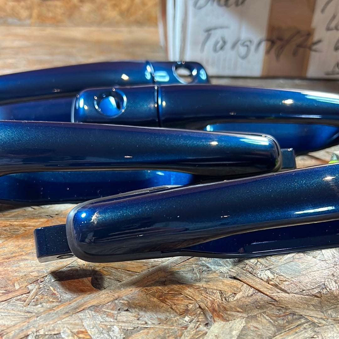 Original Mitsubishi Lancer Kombi Türgriffe Blau NEU