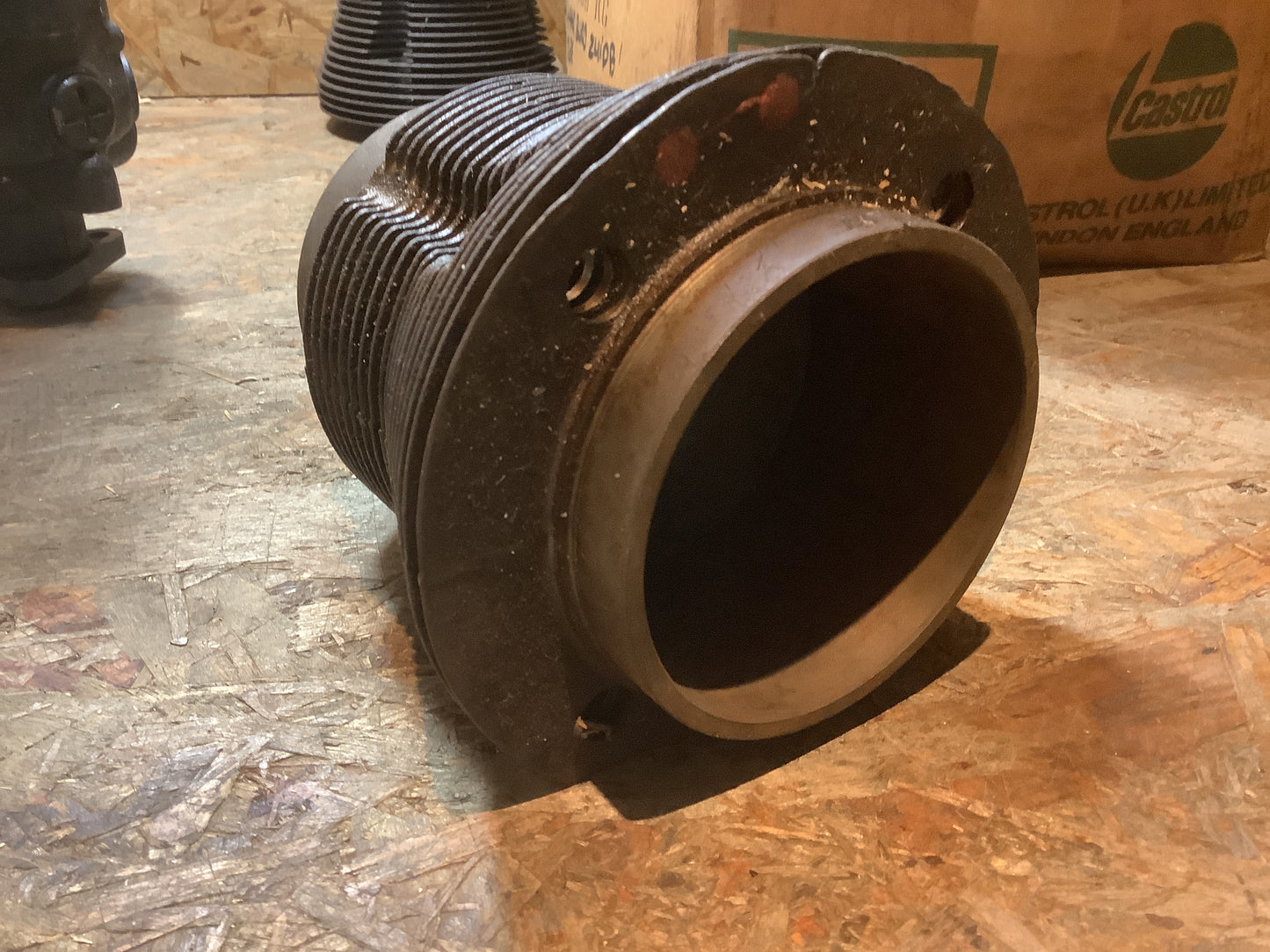 VW 1500,1600 Bj. 65-73 Kolben/Zylinder Original VW NEU