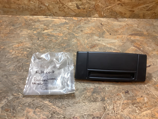 Mitsubishi Colt Radioeinbaublende Original NEU