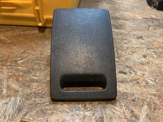 VW Passat Bj. 82-85 Blende, Ablagekasten Original VW NEU