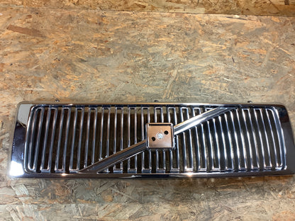 Volvo 850, Bj. 95 Kühlergrill (Zubehör) Original Volvo NEU