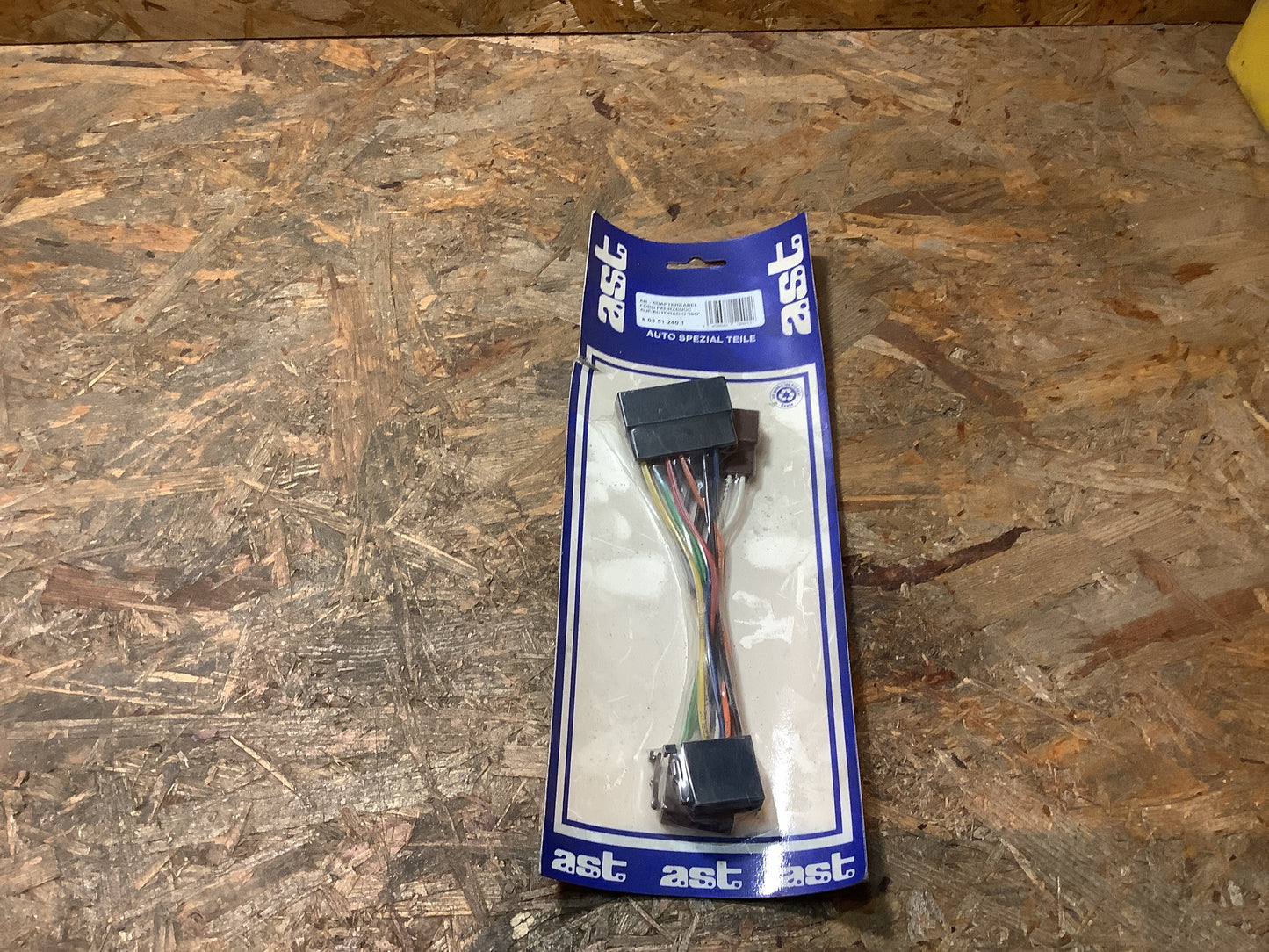 Ford AR-Adapterkabel an Autoradio „ISO“ Original AST NEU