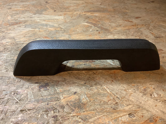 VW Käfer 1300 ab 08/72, VW Käfer 1200 08/73, VW Typ 3 ab 08/72 Armlehne Original VW NEU