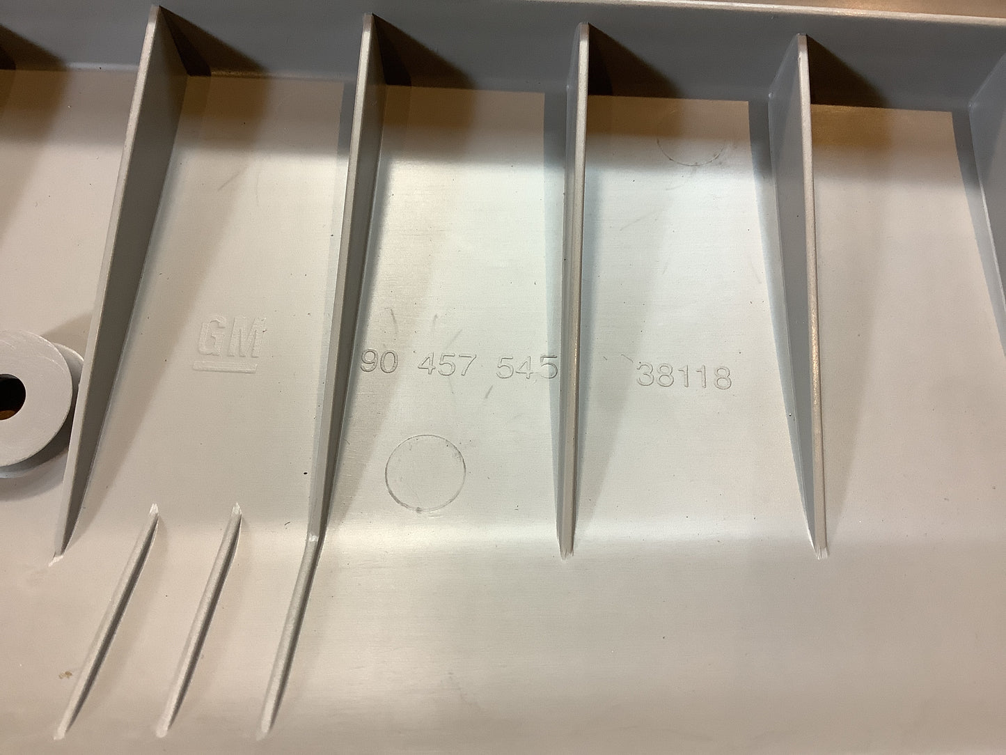 Opel Omega B Caravan Laderaumabdeckung Original GM NEU