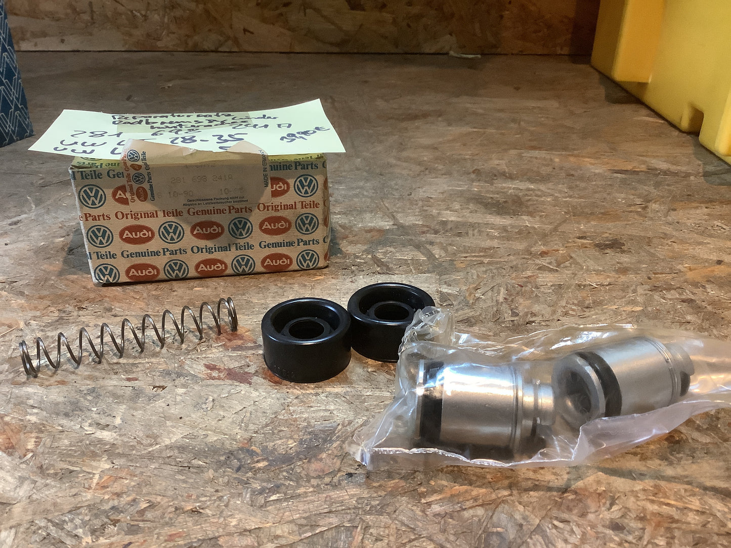 VW LT 28-35, VW LT 40-55 Reparatursatz Radbremszylinder Hinterachse Original VW AUDI NEU