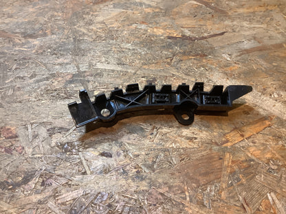 Mitsubishi colt Verstärkung Stoßstange, Stoßfänger vorne Original Mitsubishi NEU