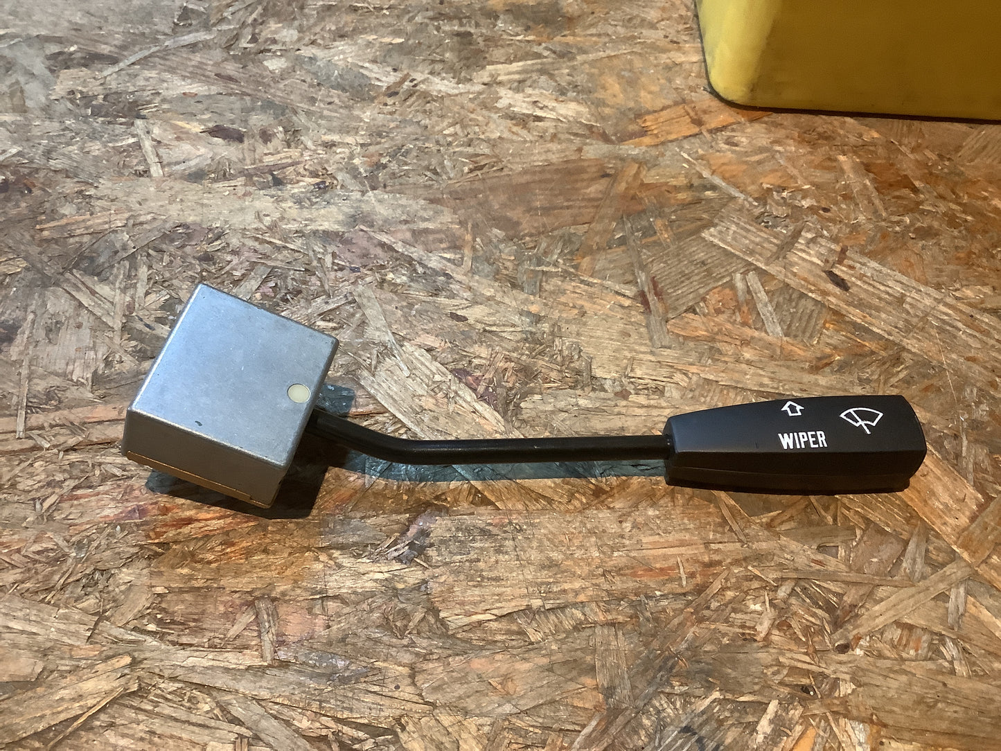 VW Passat 74-80 Schalter Scheibenwischer Original VW NEU