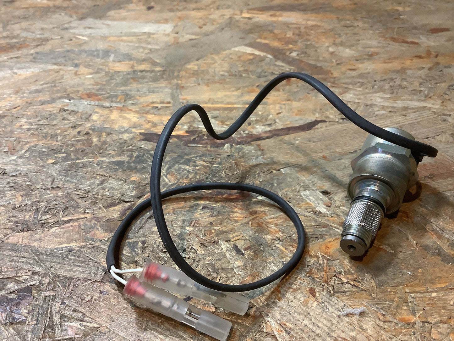 Ford Escort VII; Ford Mondeo II Einspritzanlage Magnetventil Original Delphi NEU
