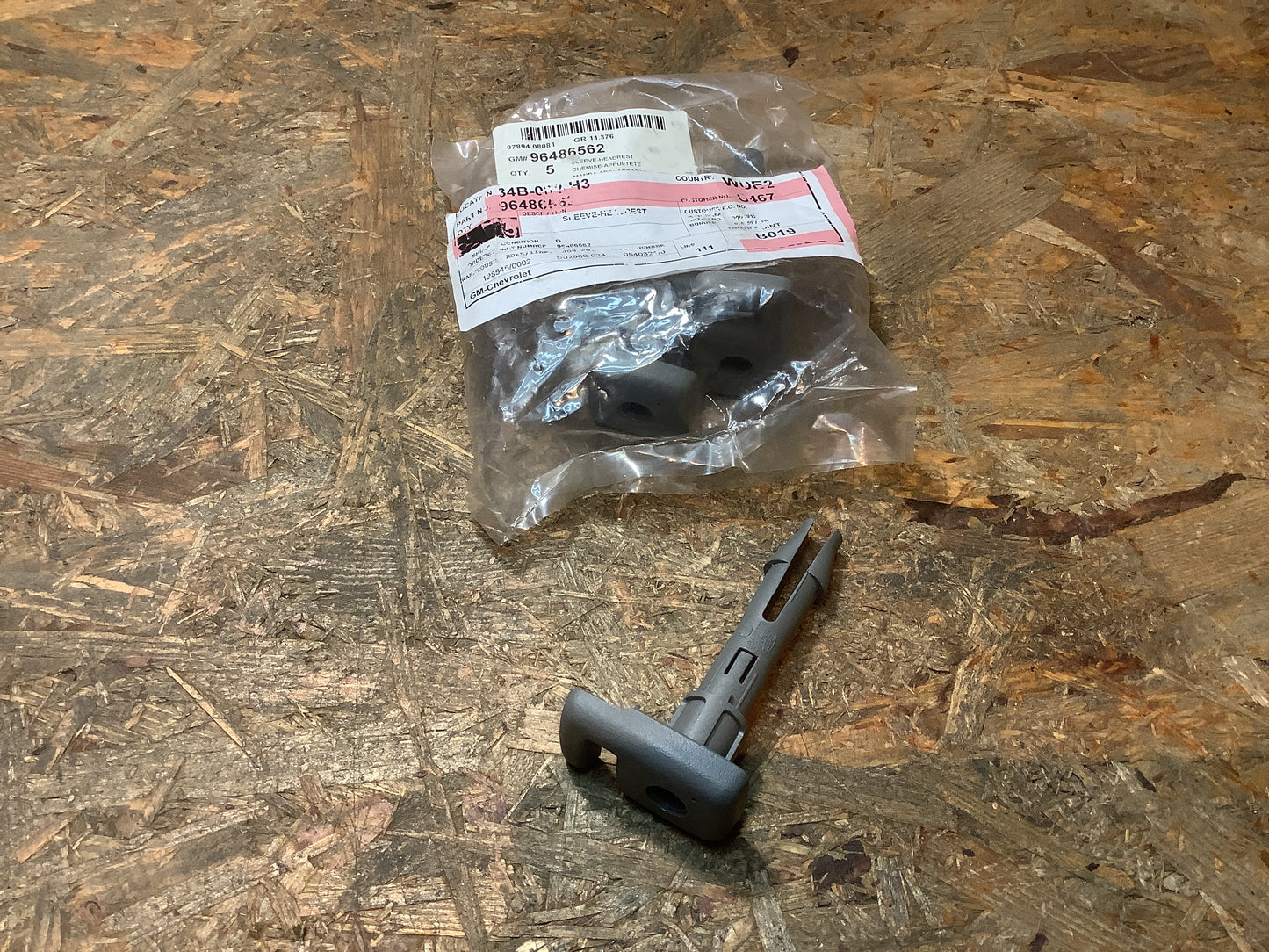 Chevrolet Aveo Kopfstützenhülse Original GM NEU