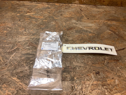 Chevrolet Captiva Emblem hinten Original GM NEU