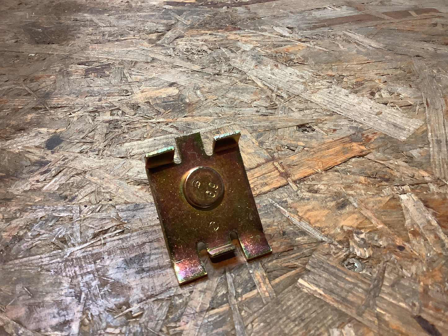 Opel Astra F, Kadett E Halteplatte Stoßstange Original GM NEU