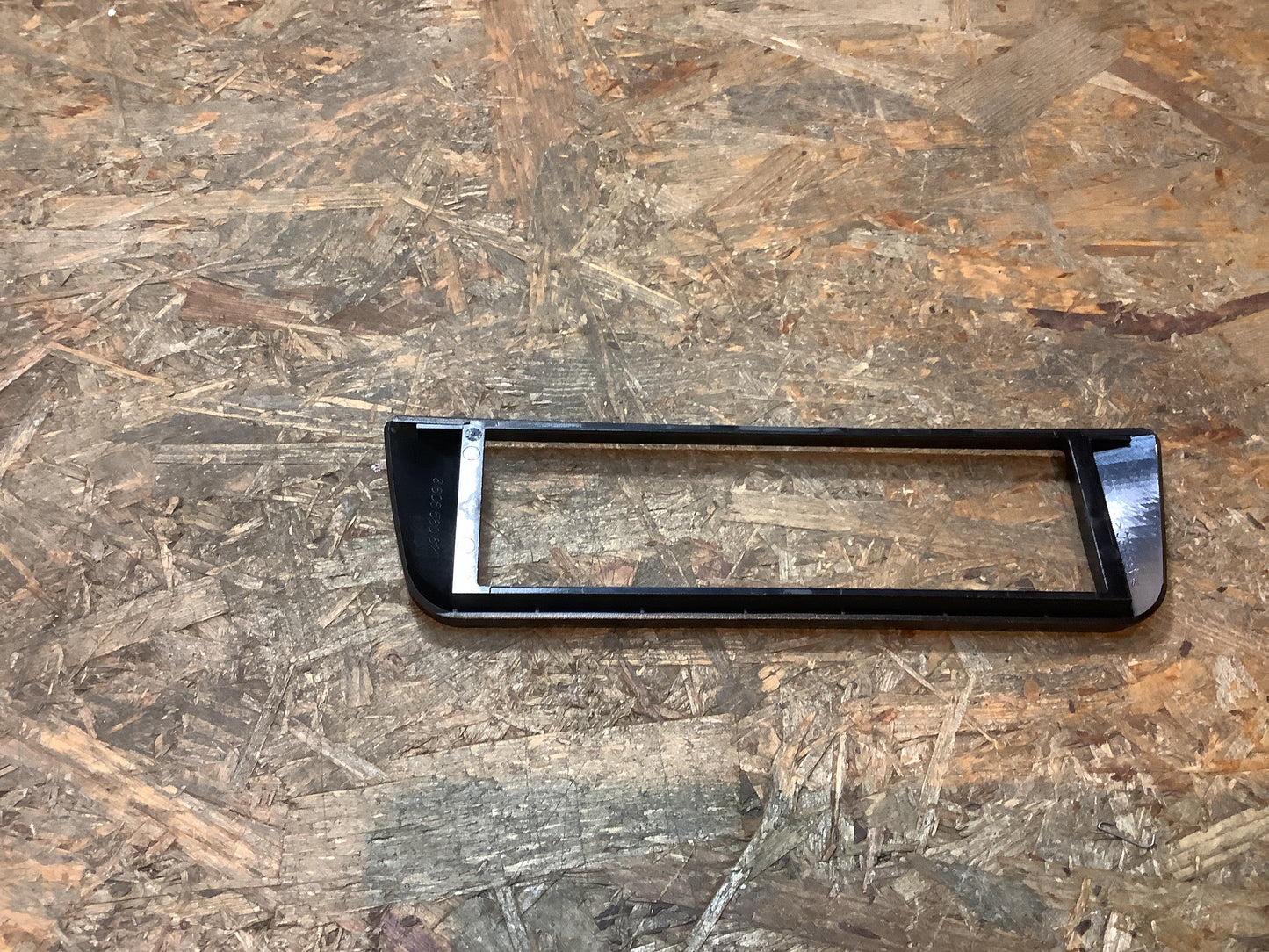Mitsubishi Lancer Limousine IX Einbaurahmen Original Blaupunkt NEU