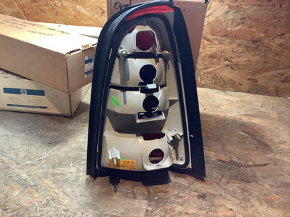 Vectra B Kombi Rücklicht Original GM NEU