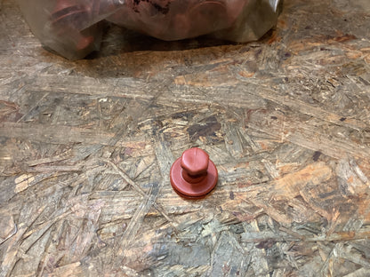 Opel Corsa A Halter Laderaumabdeckung NEU