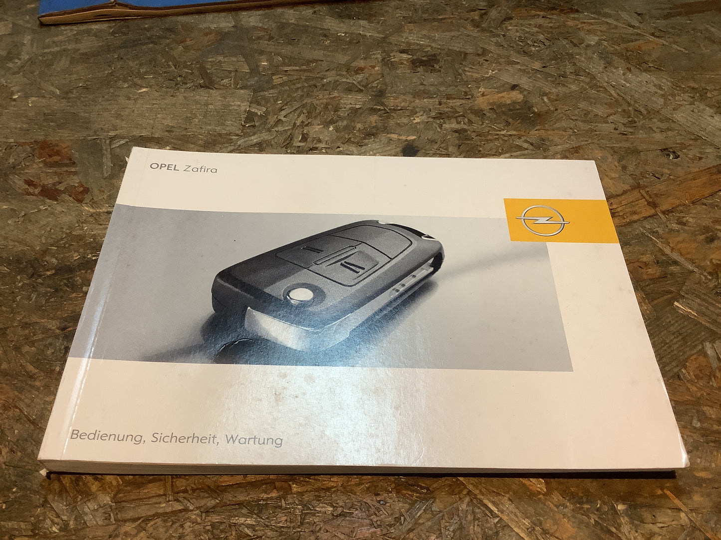 Opel Zafira Betriebsanleitung Stand April 2005