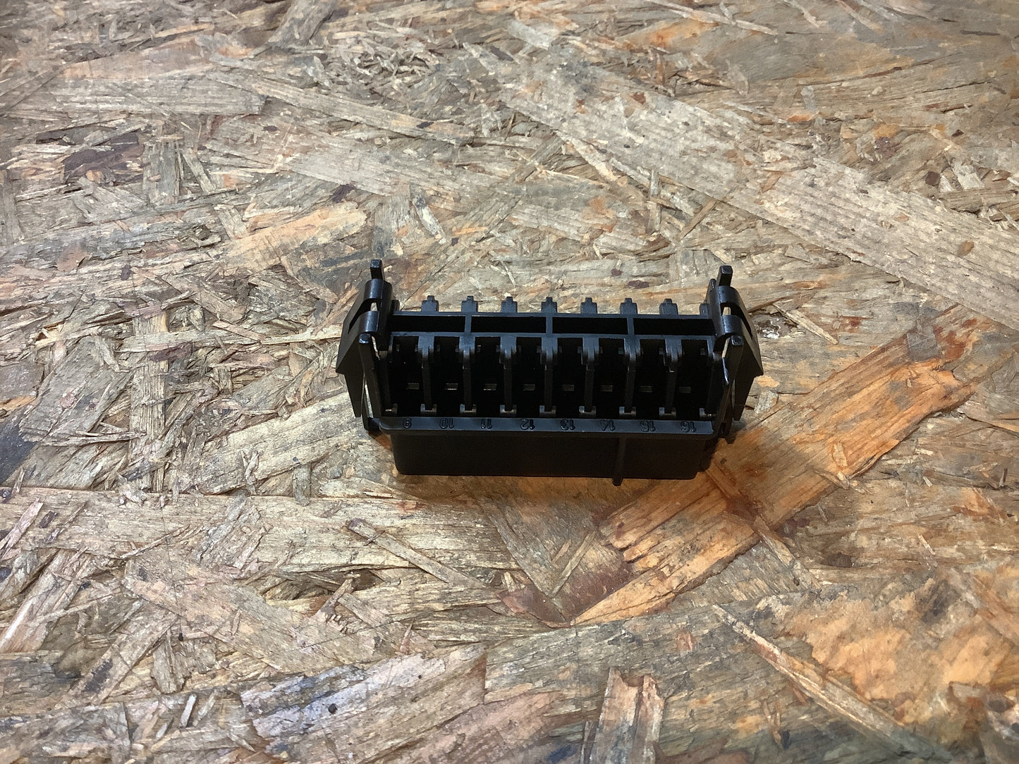 Opel Kadett E Steckhülsengehäuse Original Opel NEU