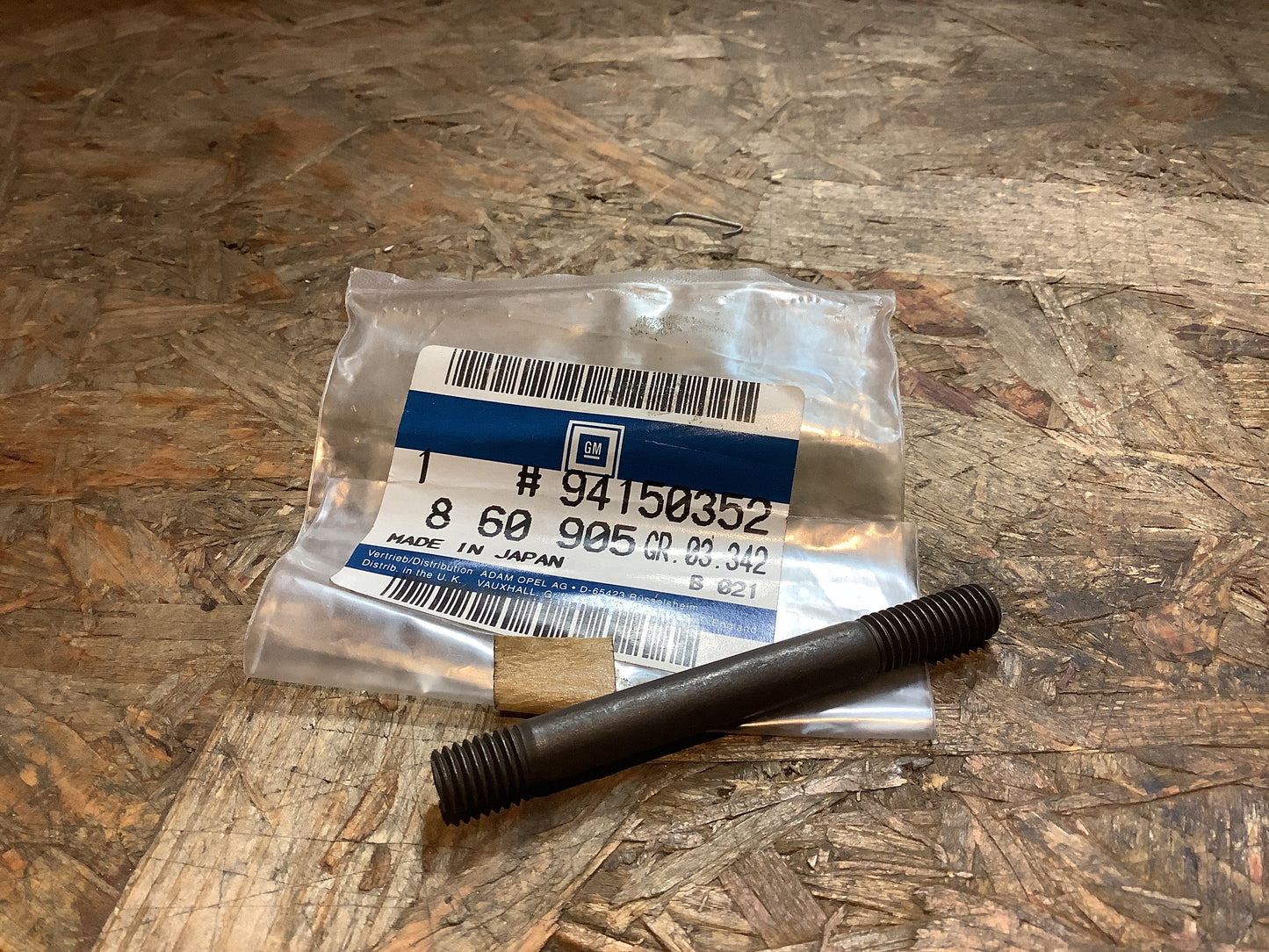 Opel Kadett E 1,5TD/1,7TD, Opel Monterey 3,0TD Stehbolzen Auspuff-Turbolader Original GM NEU