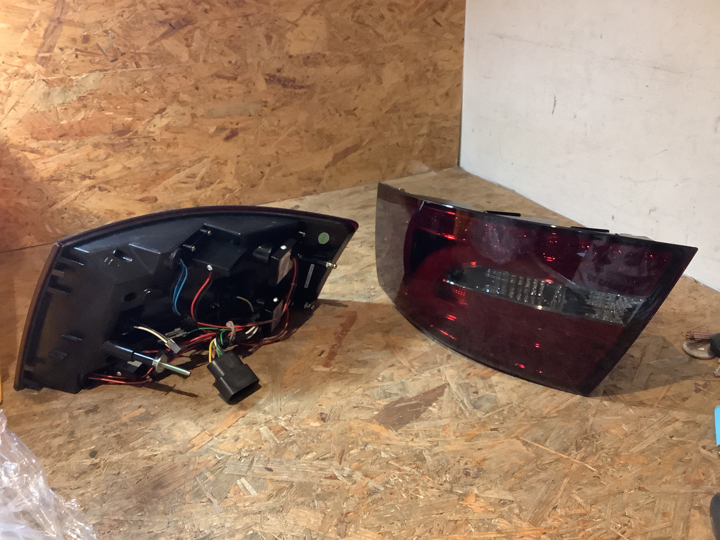 Tuning-Tec LED Rückleuchten für Audi A3 8L 96-00 chrom