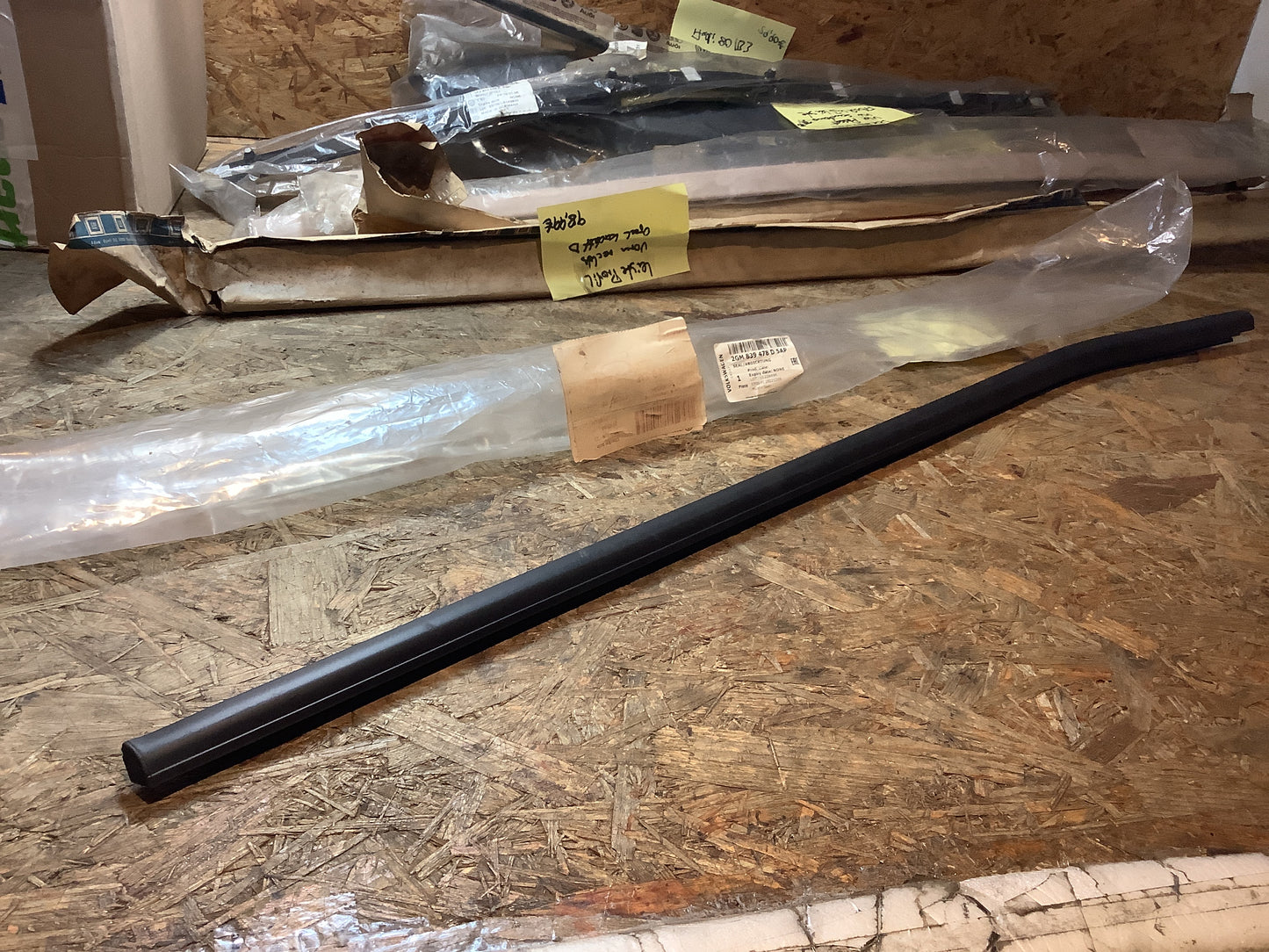 VW T-Cross Fensterschachtabdeckung hinten rechts Original VW NEU