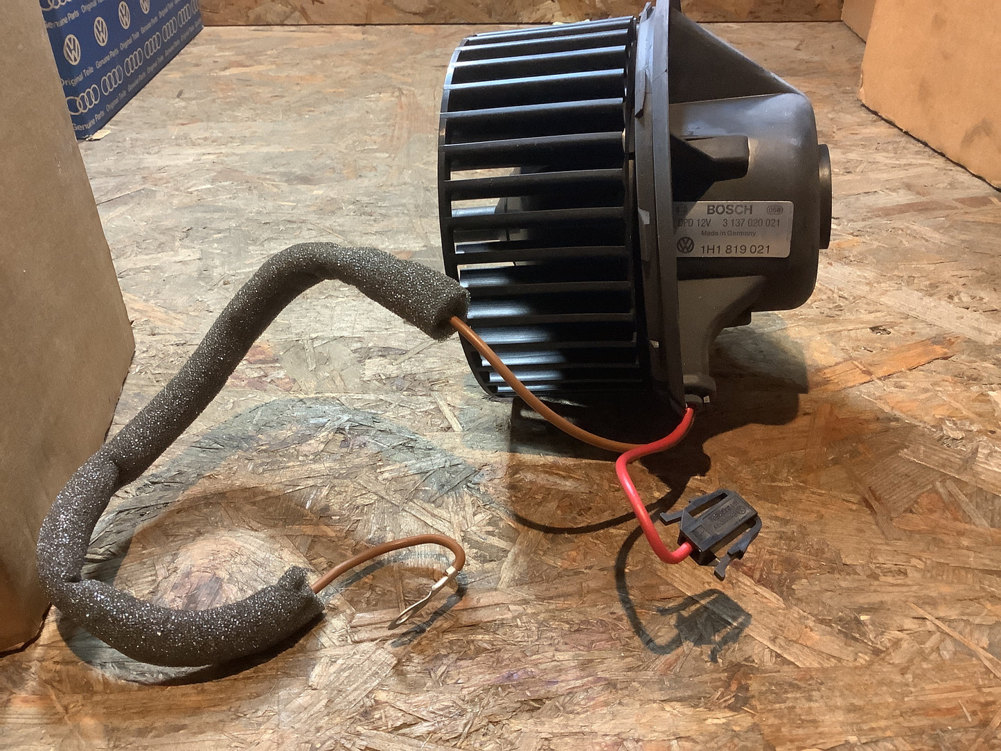 VW Golf 3 Motor Gebläse Original Genuine Parts NEU