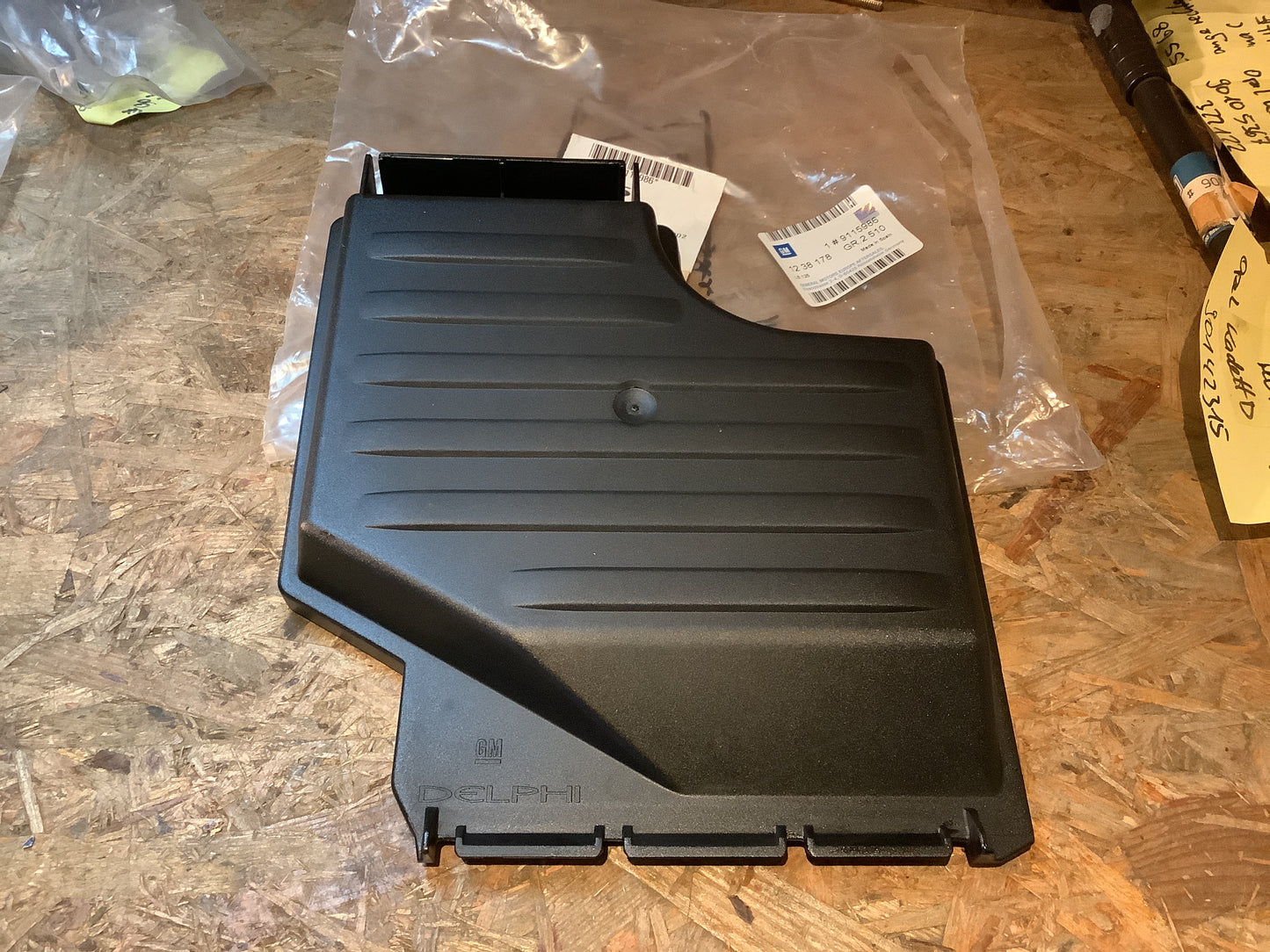 Opel Corsa C Deckel Sicherungskasten Original GM NEU