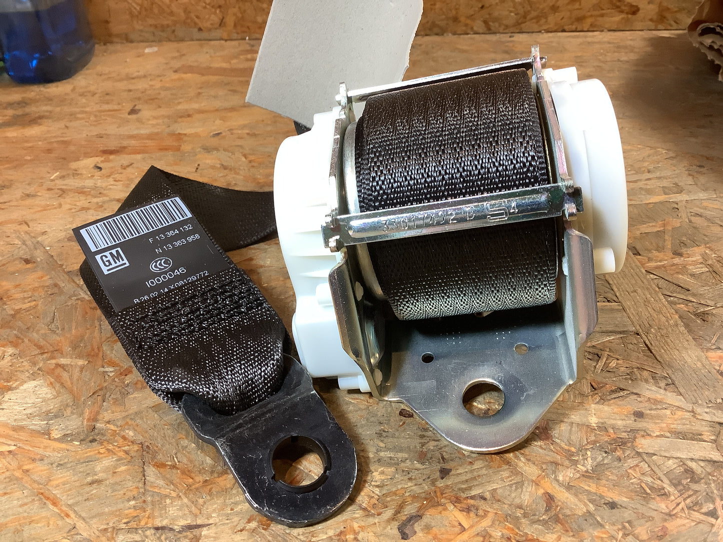 Meriva B, Sicherheitsgurt hinten links Original GM NEU