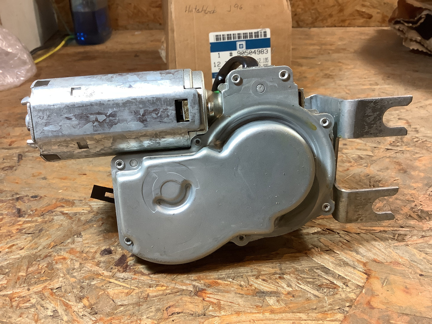 Vectra B Heckwischermotor Original GM NEU