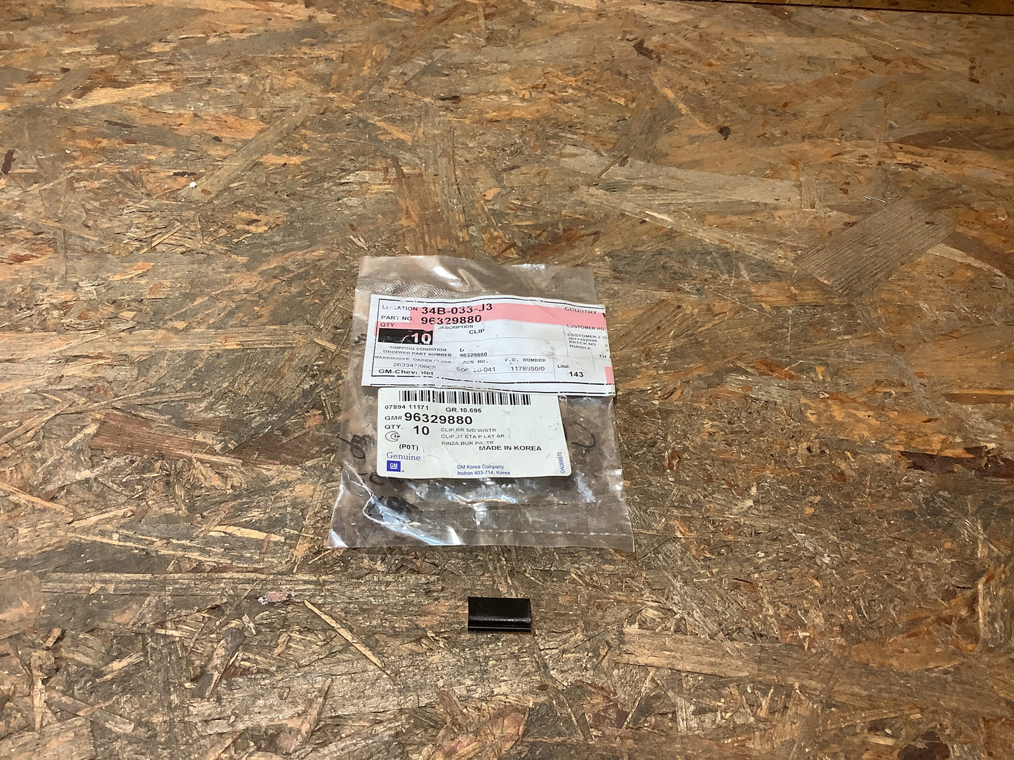 Opel Antara  Clips, Türdichtung Original GM NEU