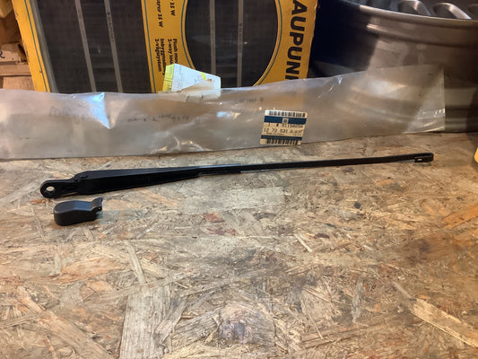 Opel Frontera A Wischerarm Original GM Opel NEU