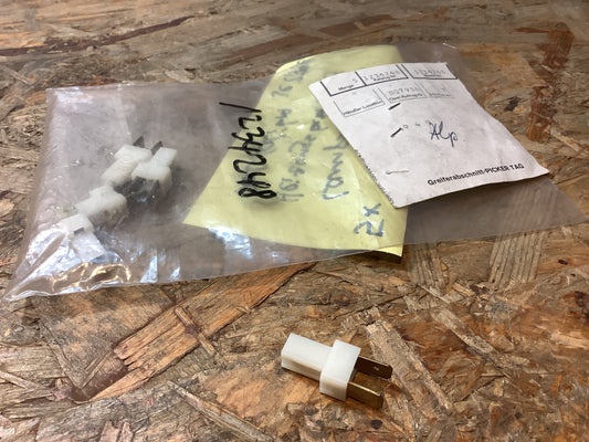 Opel Calibra Lampenfassung Heizungsbetätigung Original Opel NEU