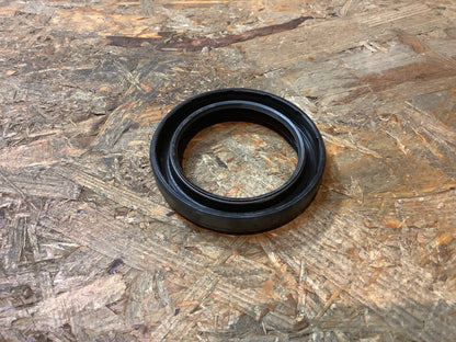 Mitsubishi Pajero; Montero I0,TR4; Pinin H65,H66,H67,H77 Öldichtung, Freilaufkupplung Original Mitsubishi NEU